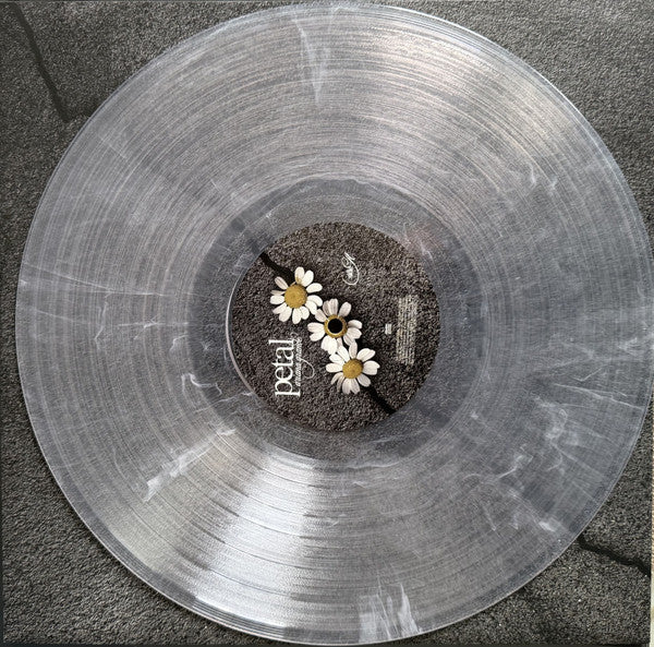 Ariana Grande / Petal / Traslucent